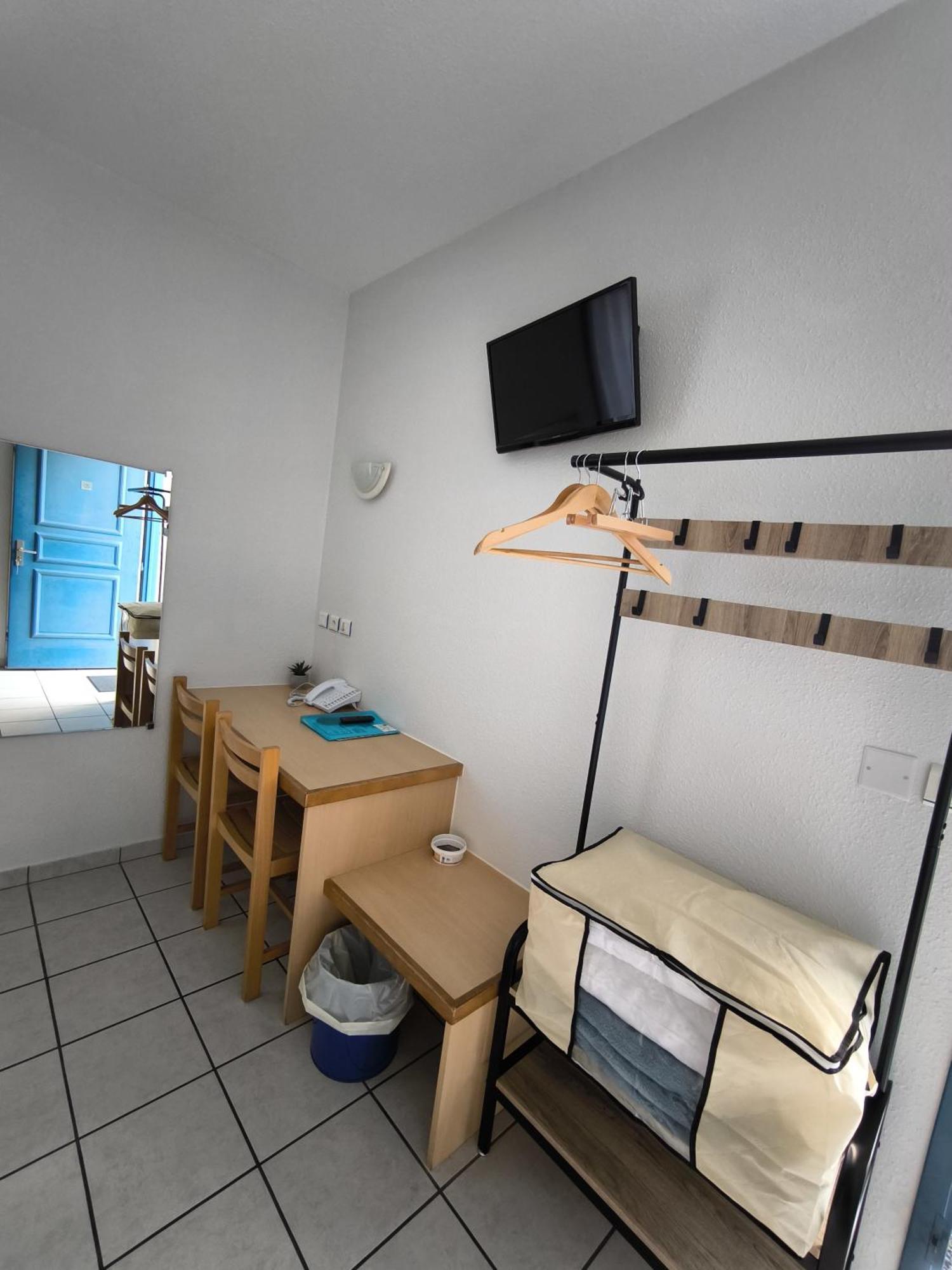 Hotel Le Laury'S Onet-le-Chateau Luaran gambar
