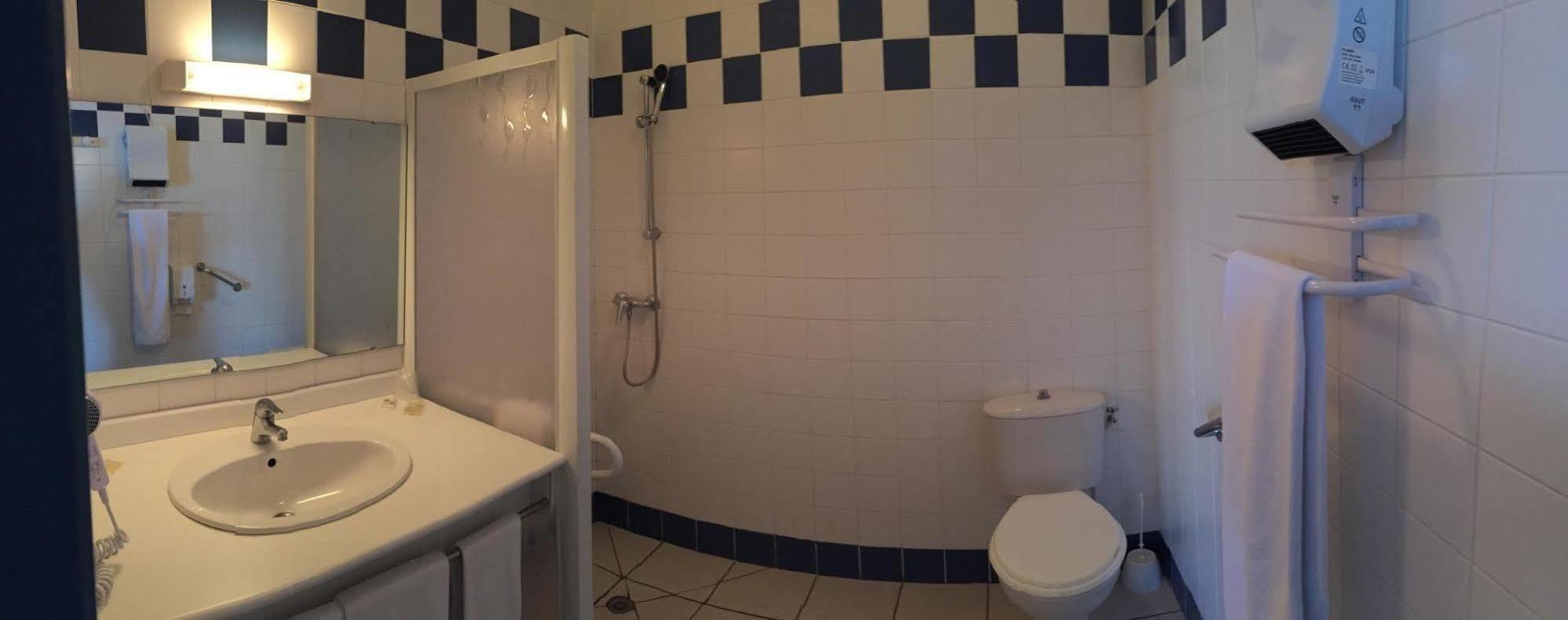 Hotel Le Laury'S Onet-le-Chateau Luaran gambar